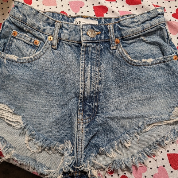 Zara Denim Shorts SZ 4 - Picture 1 of 3